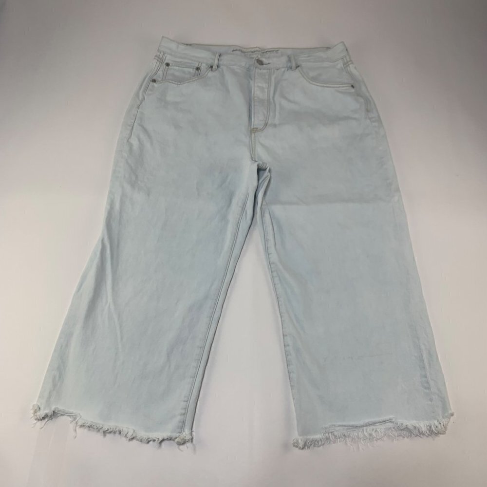 SHORT American Eagle Acid Denim High Rise Button Fly Wide Leg Crop Jeans 16S